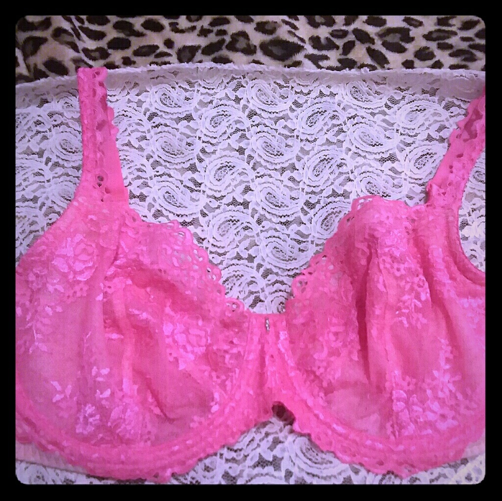 Victoria's secret pink lace bra size 36DD unpadded